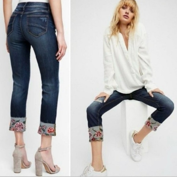 DRIFTWOOD Denim - Driftwood Colette Floral Embroidered Cuff Crop Jeans Size 29